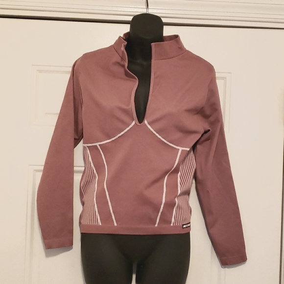 PRETTYLITTLETHINGS SPORT - Picture 9 of 12